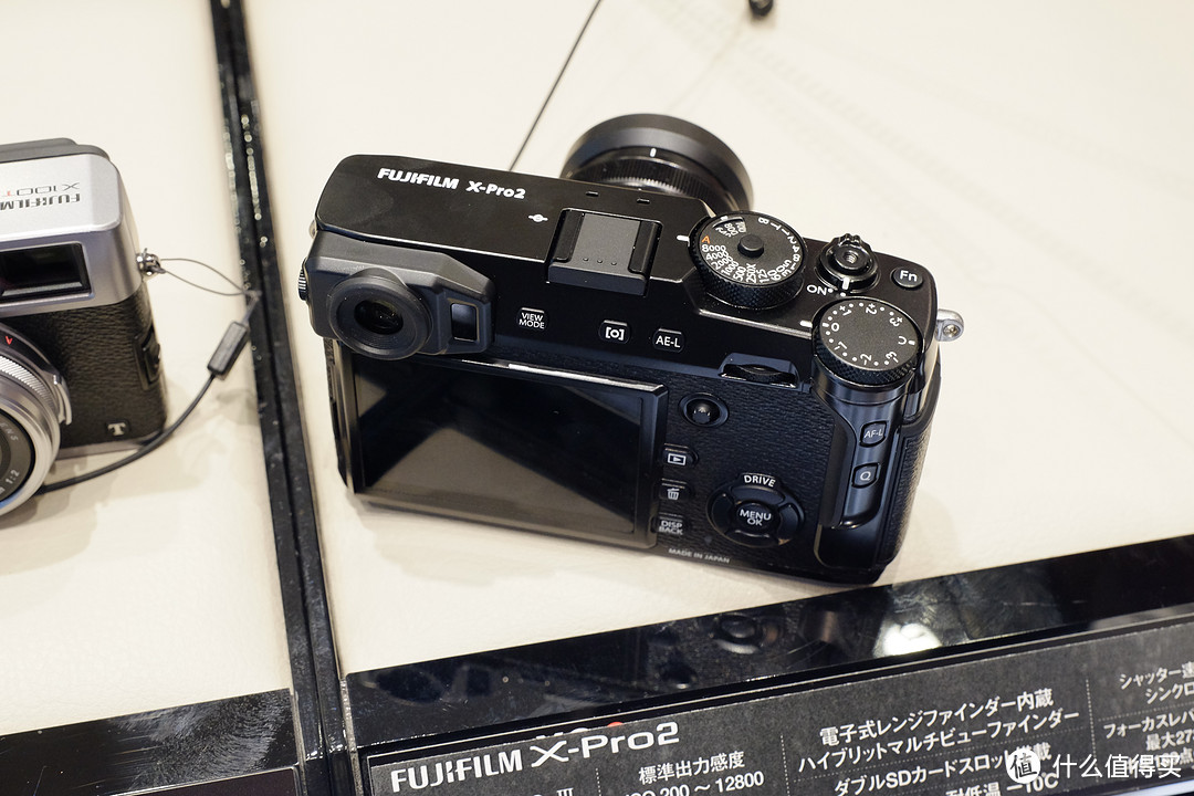 光学+电子混合取景可自由切换:FUJIFILM 富士 发布 X-Pro2 旗舰无反相机