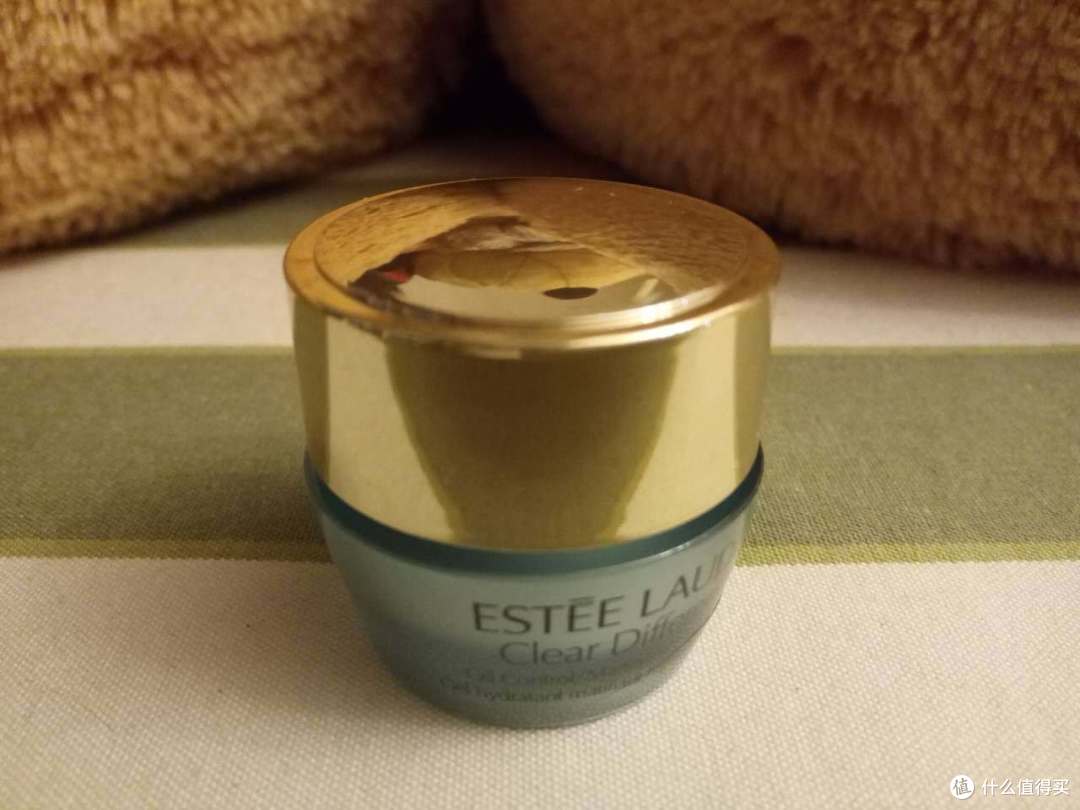 剁手党 躲过初一没躲过十五的 乱剁一单 记ESTEE LAUDER 雅诗兰黛官网满50送6个中样的香港自提体验