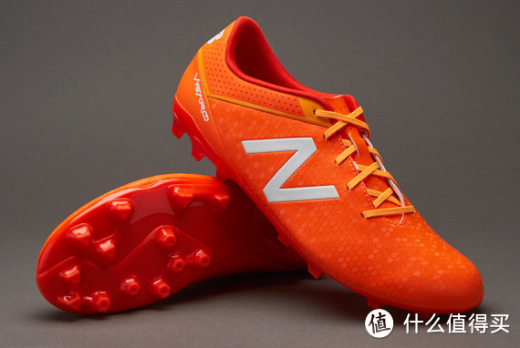 热力控球：new balance 推出AG版 Visaro 足球鞋