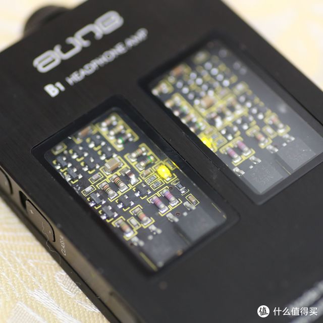 #本站首晒# 暖声小土炮：AUNE 奥莱尔 B1 便携式HIFI耳机放大器