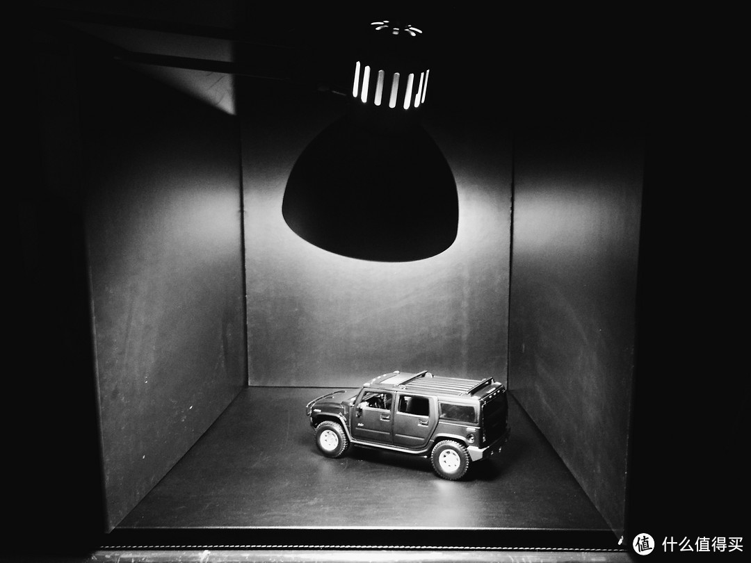 暗黑系：Maisto 美驰图 悍马H2汽车模型 附简单摄影棚搭建
