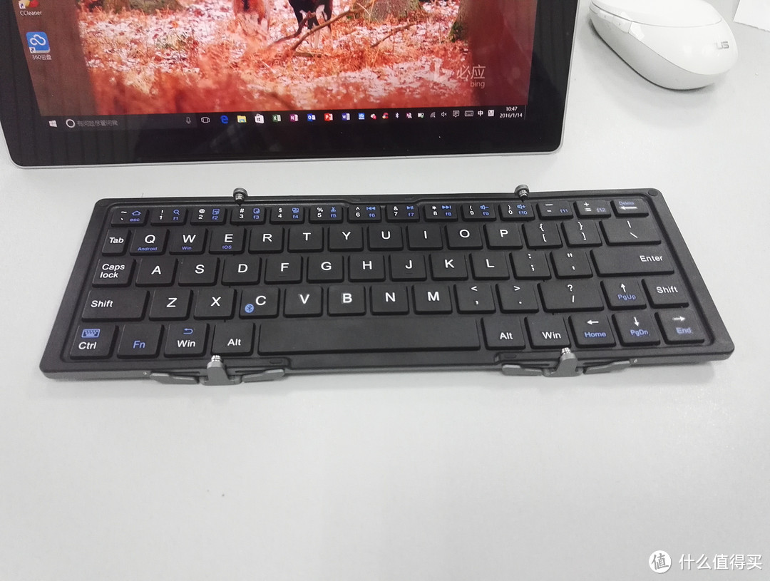 她的小伙伴：Surface 3 乞丐版的生产力配件