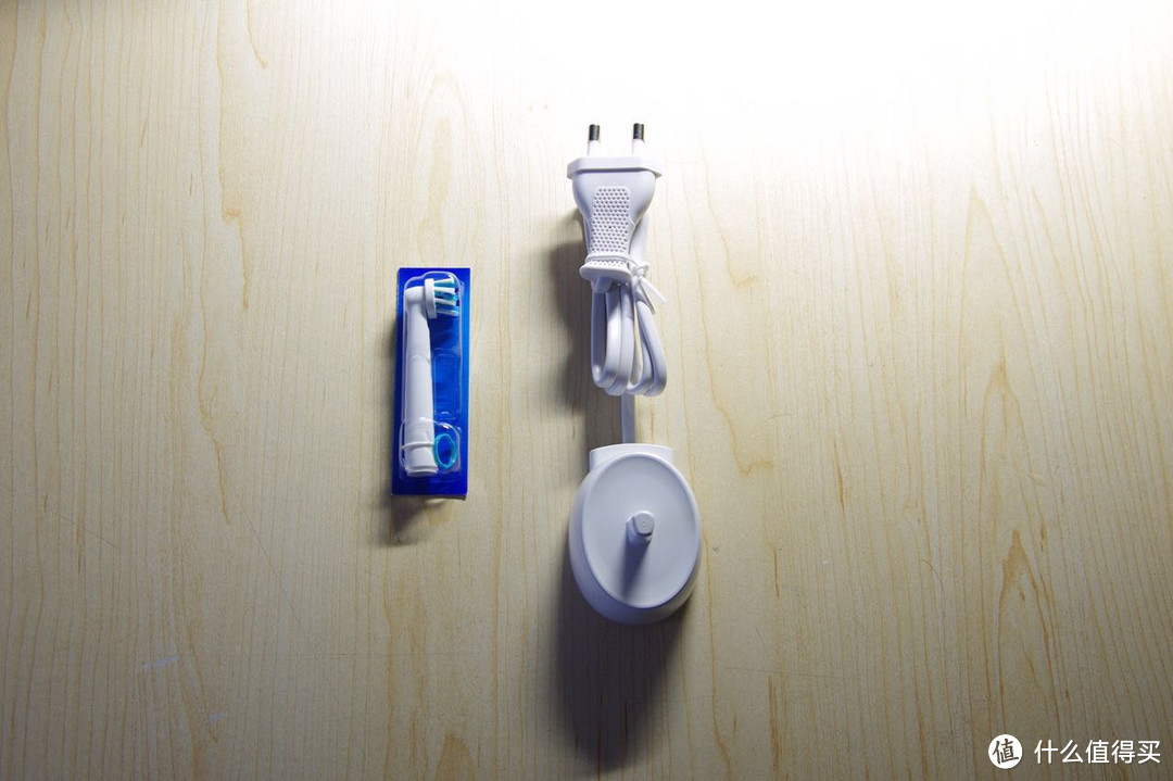 英亚购入Oral-B 欧乐-B Pro 2000 3D智能电动牙刷 简单流程晒单