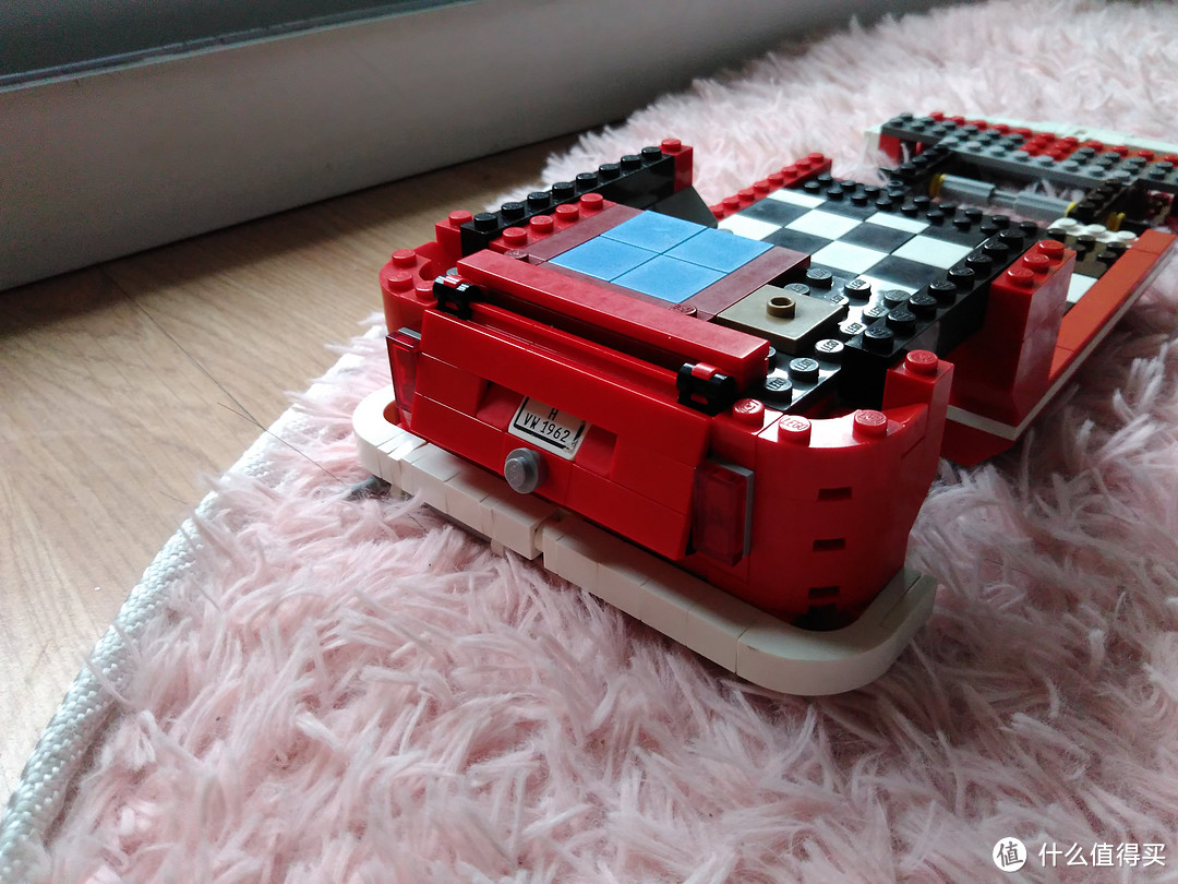 开着野营车野去吧—LEGO 乐高 Creator系列 大众 T1 大篷车 10220