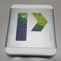 华为 Nexus 6P 智能手机外观展示(机身|数据线|转接头|插头|接口)