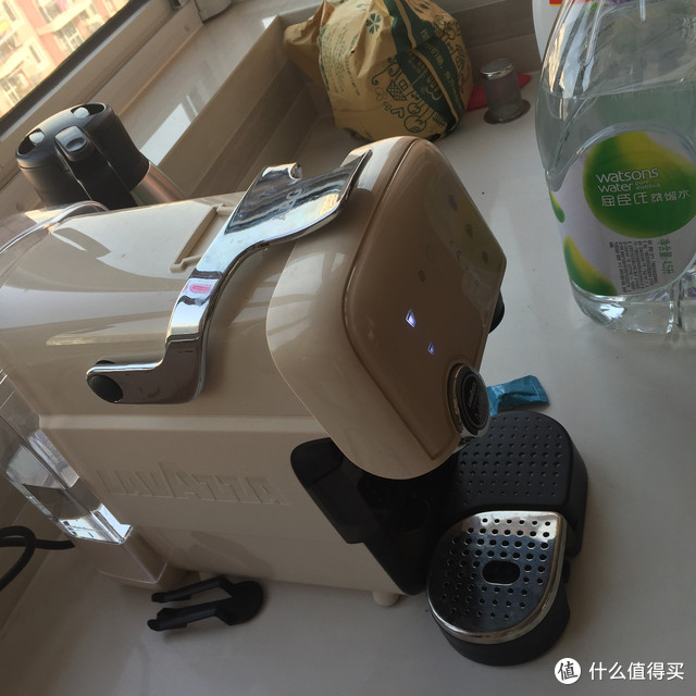 LAVAZZA Mio 胶囊咖啡机