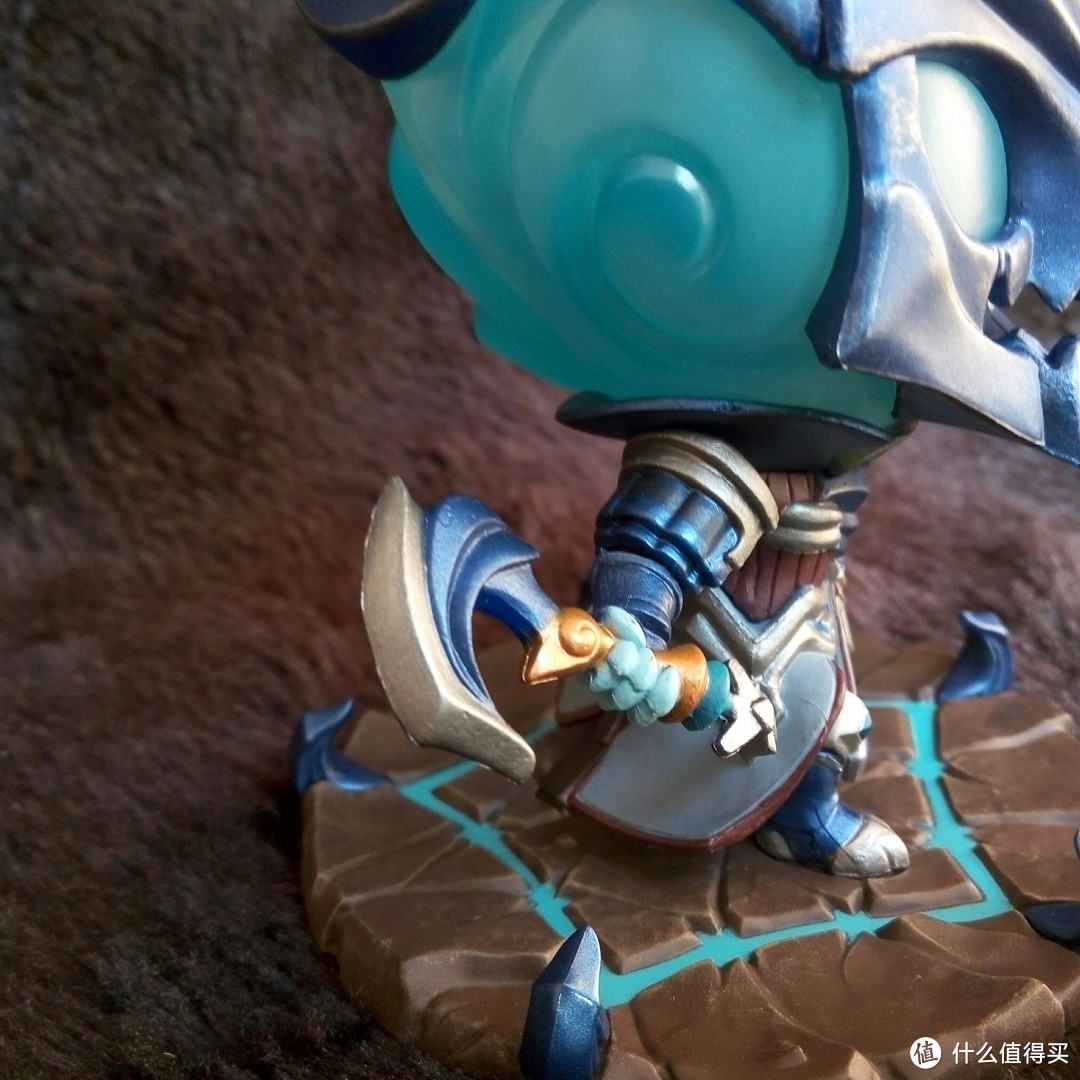 英雄联盟 「冠军典狱长」锤石公仔手办