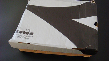 迪亚多纳 Q4新款 男士运动鞋开箱展示(鞋楦|鞋头|后跟|鞋底|鞋带)