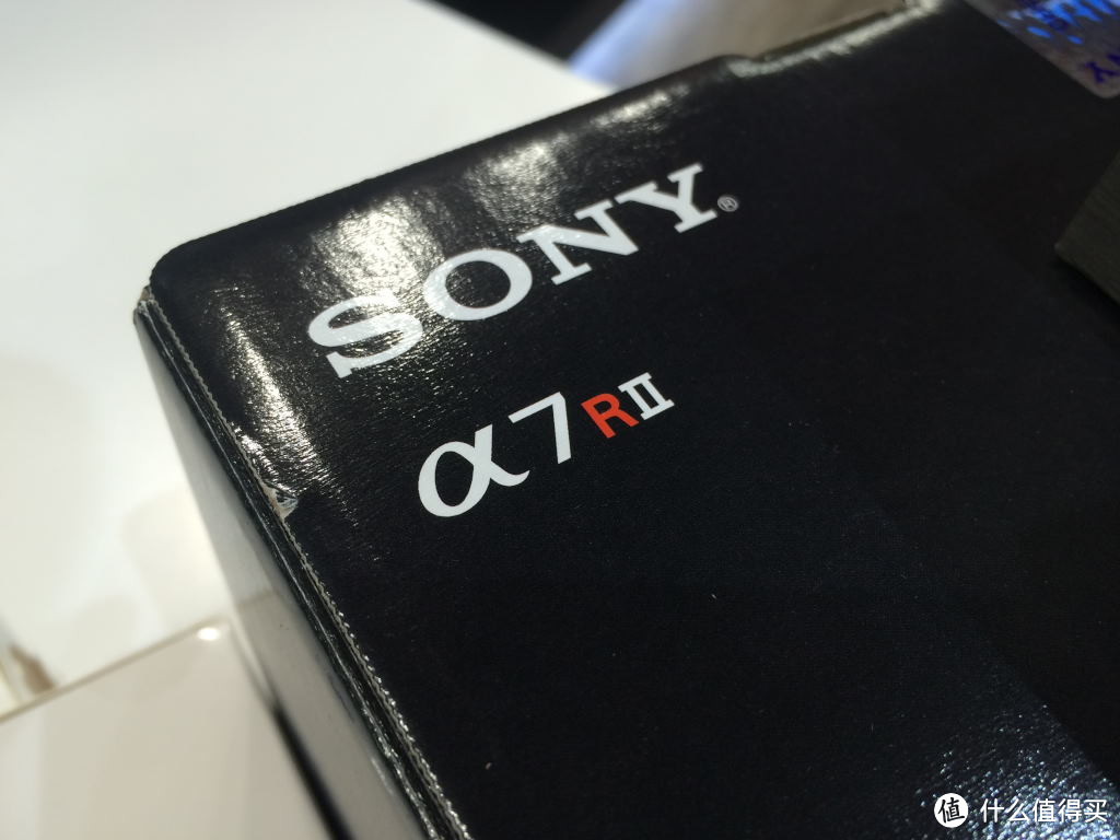 入手  Sony A7R2 和 Metabones EF-E 马克4转接环