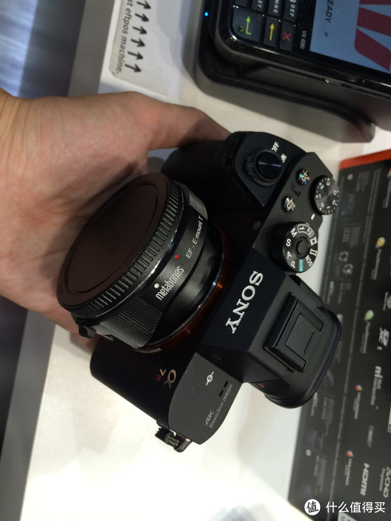 入手  Sony A7R2 和 Metabones EF-E 马克4转接环