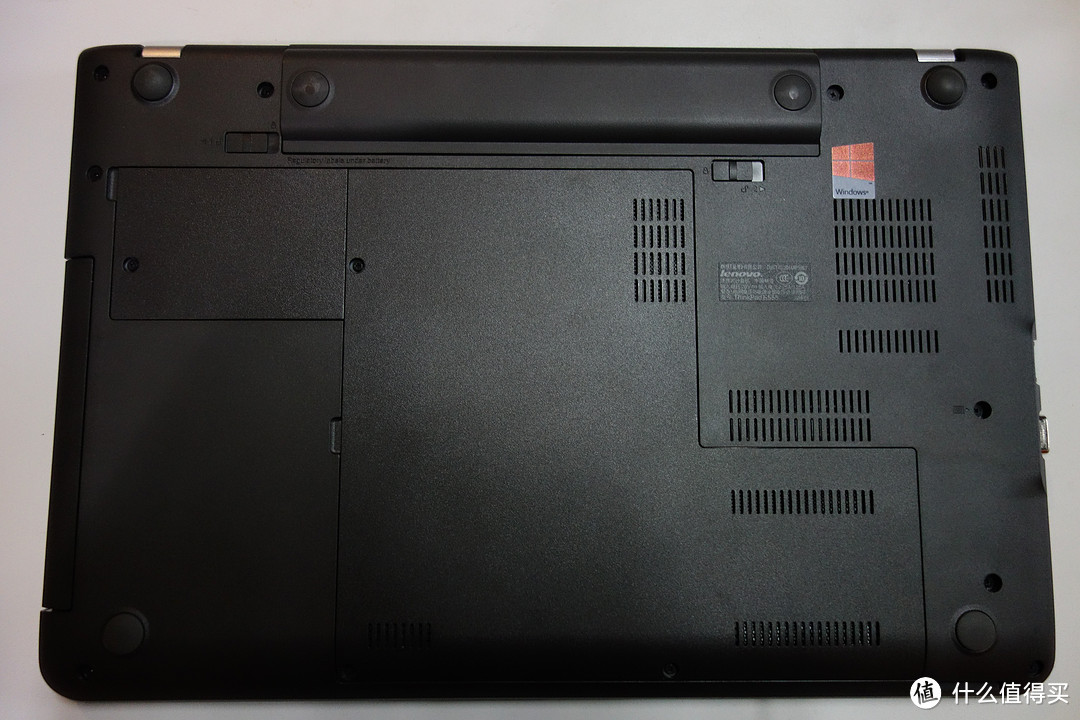 ThinkPad E555 笔记本电脑开箱