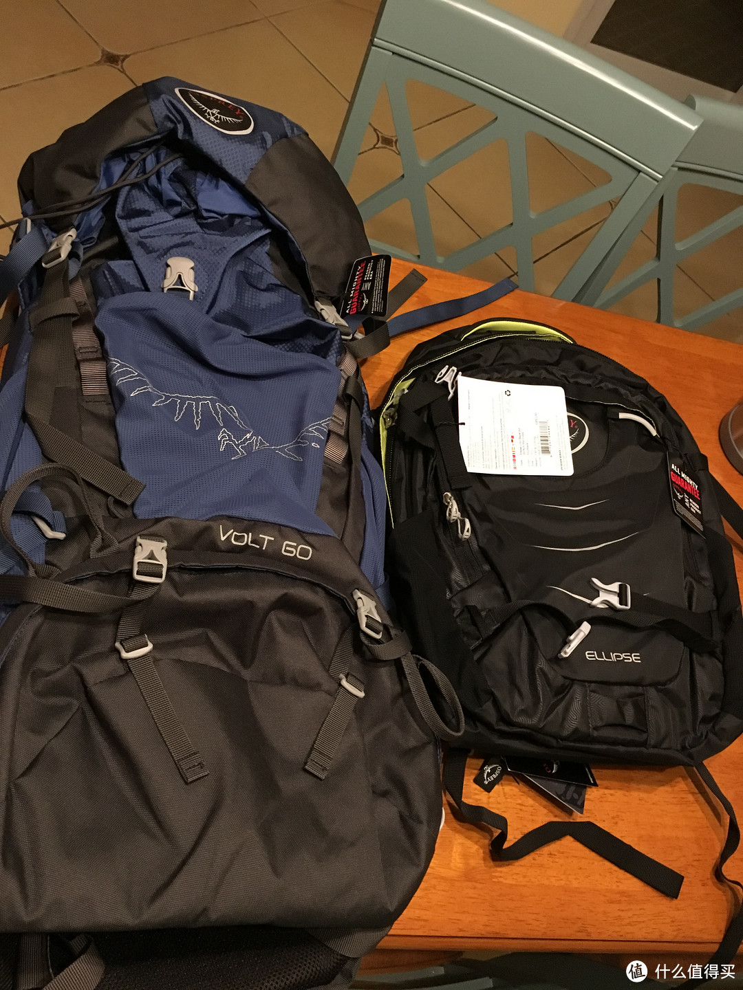 OSPREY F14 Ellipse 25L 双肩包，为情怀买单！