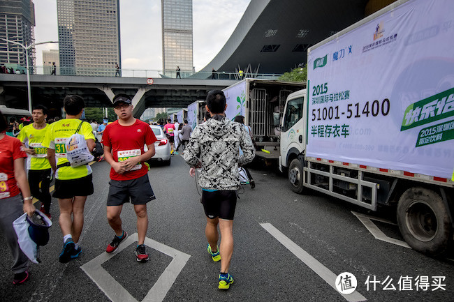 全马赛事跑半程：跑渣之冠军待遇