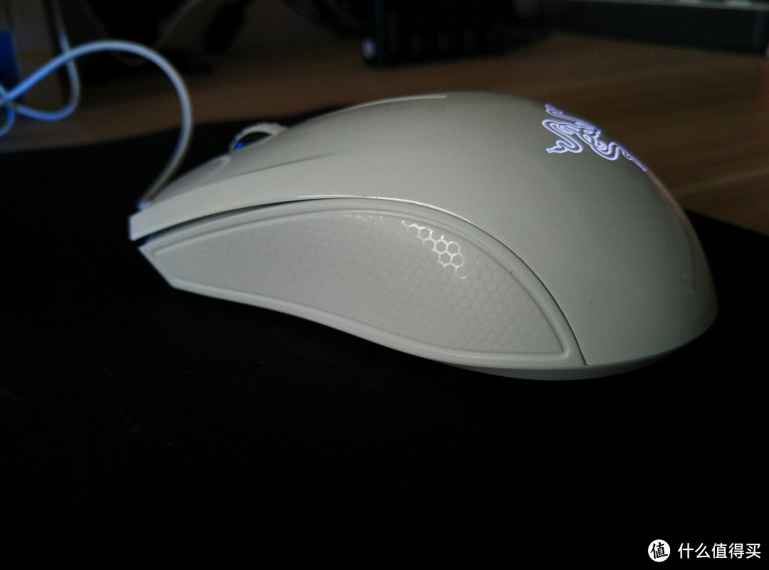 Razer 雷蛇 地狱狂蛇ABYSSUS 2014白色版 游戏鼠标开箱晒单