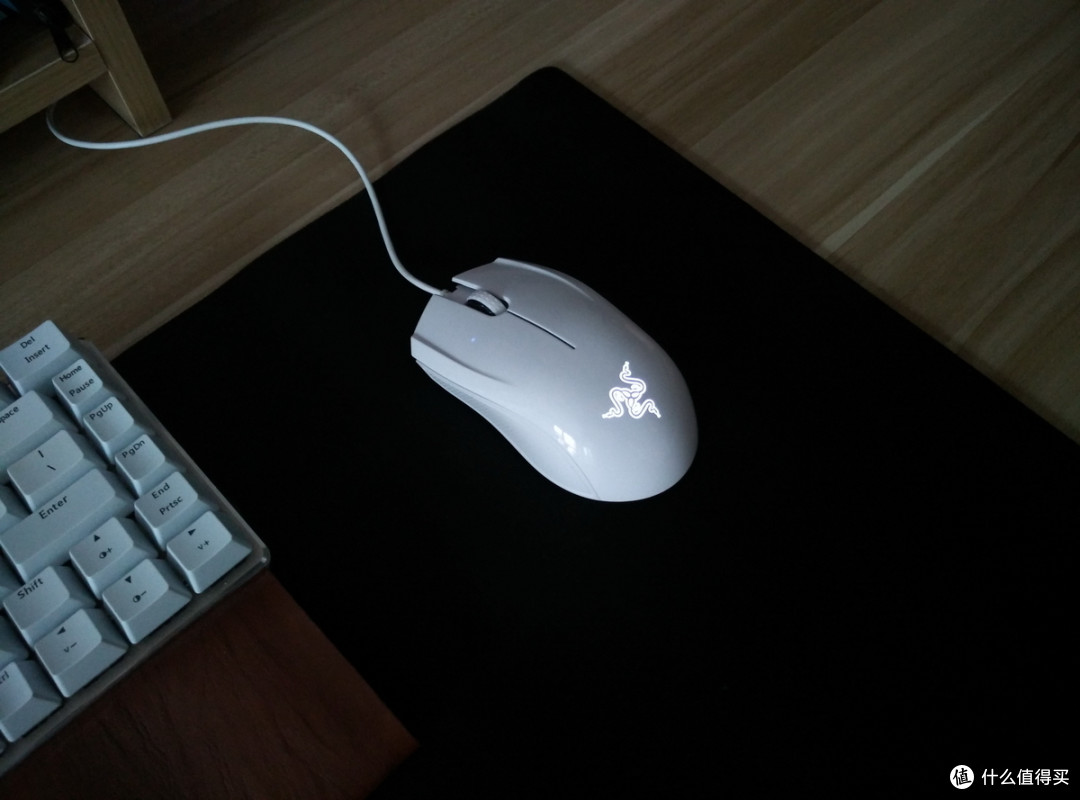 Razer 雷蛇 地狱狂蛇ABYSSUS 2014白色版 游戏鼠标开箱晒单