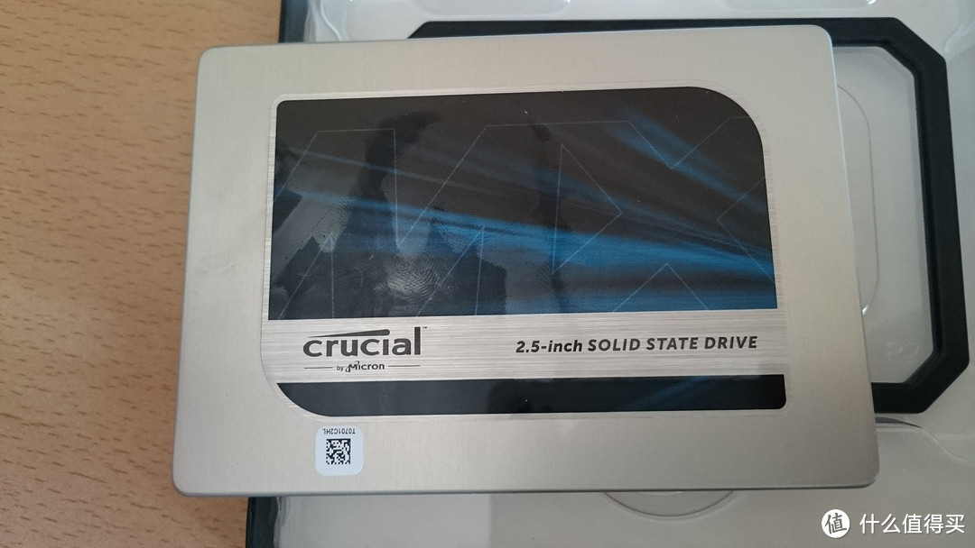 Crucial 英睿达 MX200 250G SATA3 固态硬盘开箱，顺便晒下台式机