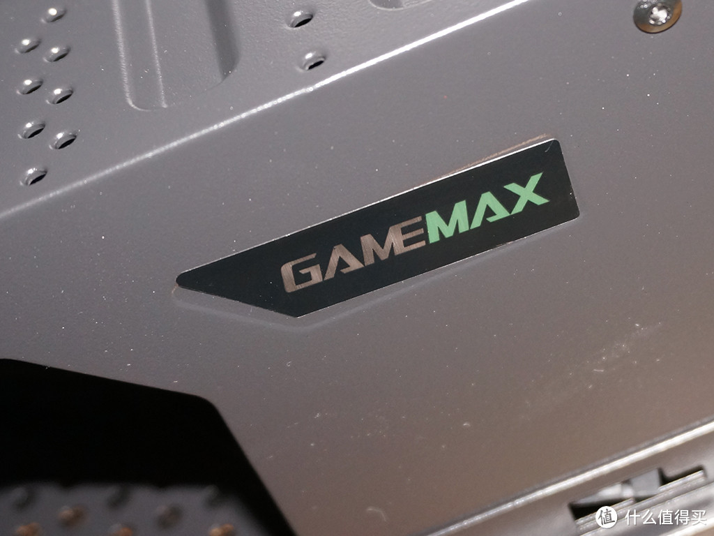 可爱的小英雄：GAMEMAX 英雄机箱 体验