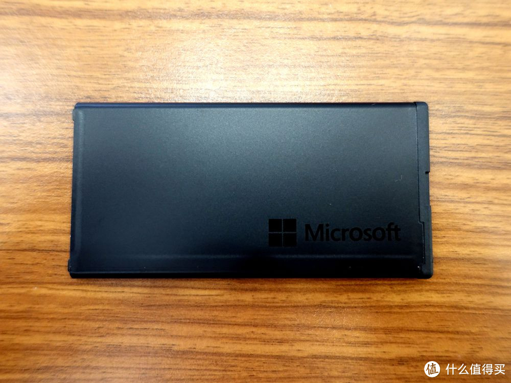 Windows 入门机 Microsoft Lumia 640 AT&T版 开箱组图、升级 Windws 10 及解锁过程