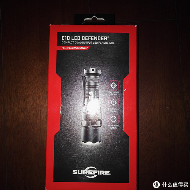 来自大洋彼岸的手电筒Surefire E1D Led defender