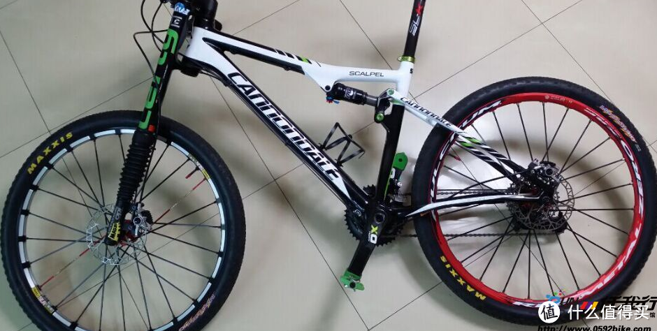 只有一半的前叉 — cannondale 佳能戴尔 左撇子 lefty F27.5 山地车