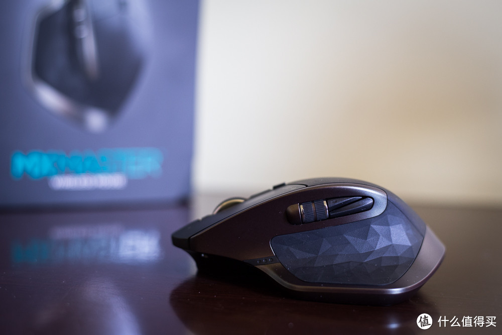 罗技 Logitech MX Master Wireless Mouse 无线蓝牙鼠标