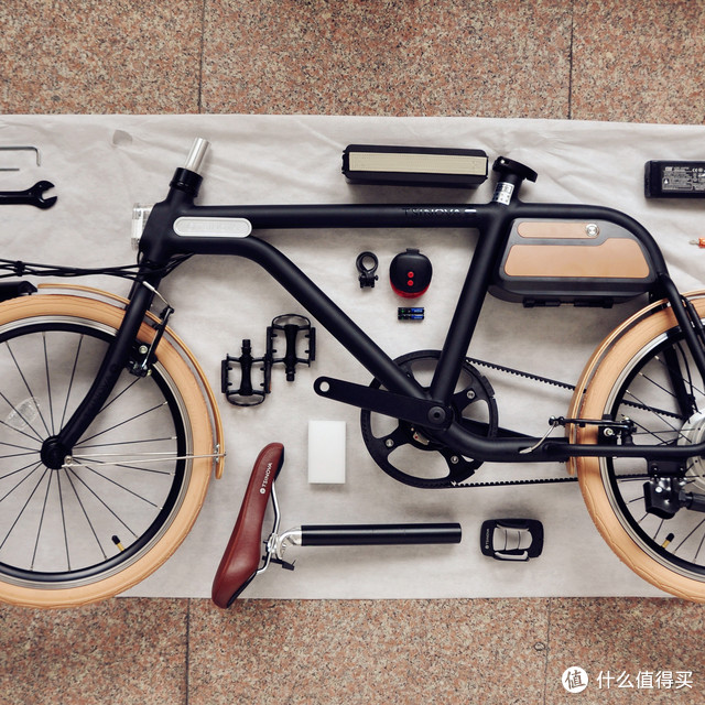 清新有余，智能未满——TSINOVA轻客TS01智慧电单车