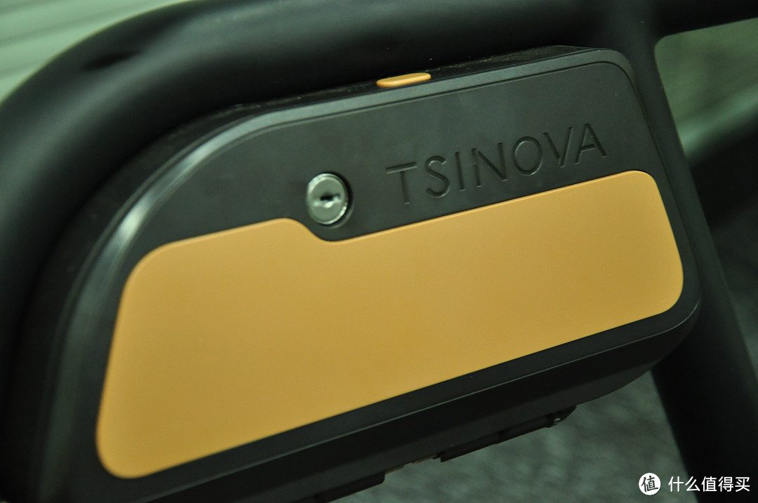 清新有余，智能未满——TSINOVA轻客TS01智慧电单车