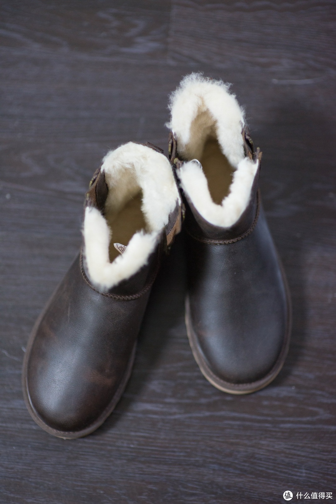 新年囤货 气温骤降，买鞋防寒 UGG mini double zip