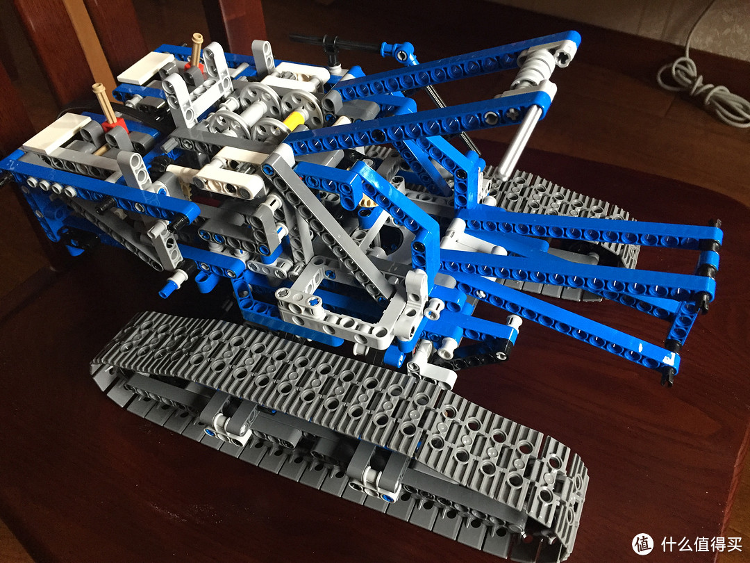 2015年LEGO 乐高 次旗舰——42042履带起重机组装体验