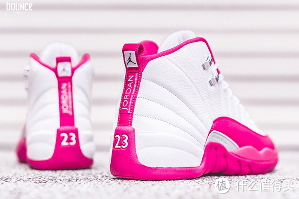 情人节配色：NIKE 耐克 推出 Air Jordan 12 GS "Dynamic pink" 