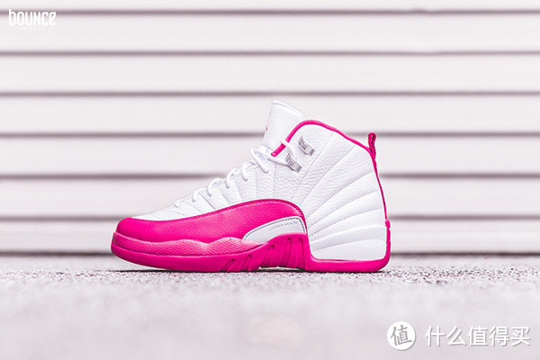 情人节配色：NIKE 耐克 推出 Air Jordan 12 GS "Dynamic pink" 