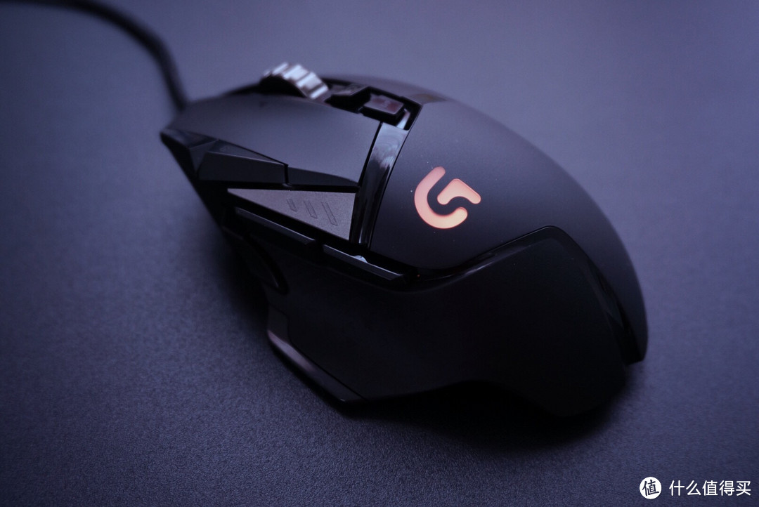 跑马灯进化版——罗技 G502 RGB 自适应游戏鼠标 开箱及评测