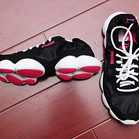 #本站首晒# 轻风徐来：PUMA Bubble XT 超轻便跑鞋