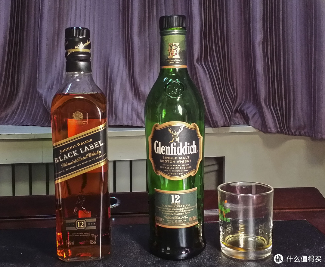 一部电影一瓶酒：Johnnie Walker 尊尼获加 黑方