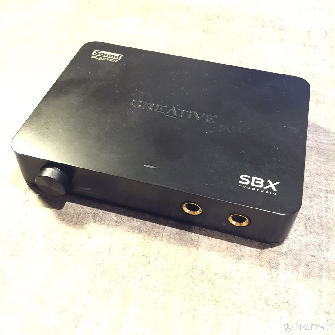 Creative SBX Front Panel。妥妥的不是啥专业声卡。