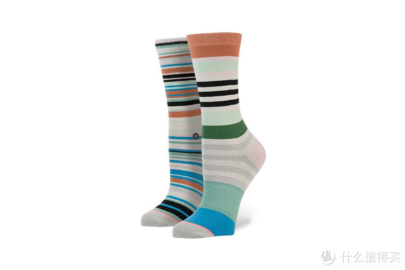 袜子也要美： Willow Smith 联合 Stance Socks 推出 新品系列
