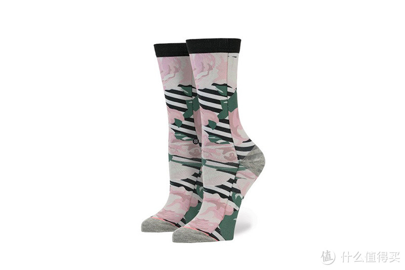 袜子也要美： Willow Smith 联合 Stance Socks 推出 新品系列