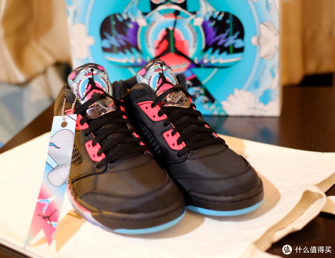 鸡冻而复杂的剁手心情：Air Jordan 5 Low 运动鞋 新年版 开箱