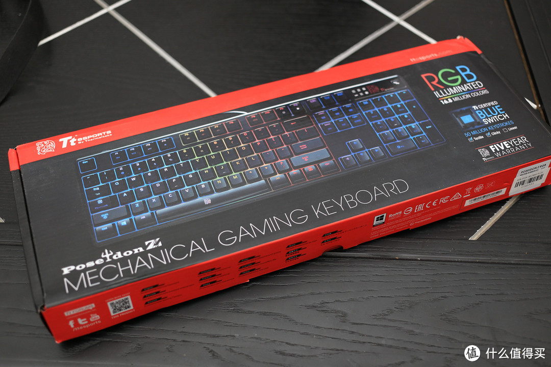 值得喝彩的小众键盘 ttesports 波塞冬 rgb 机械游戏键盘 评测