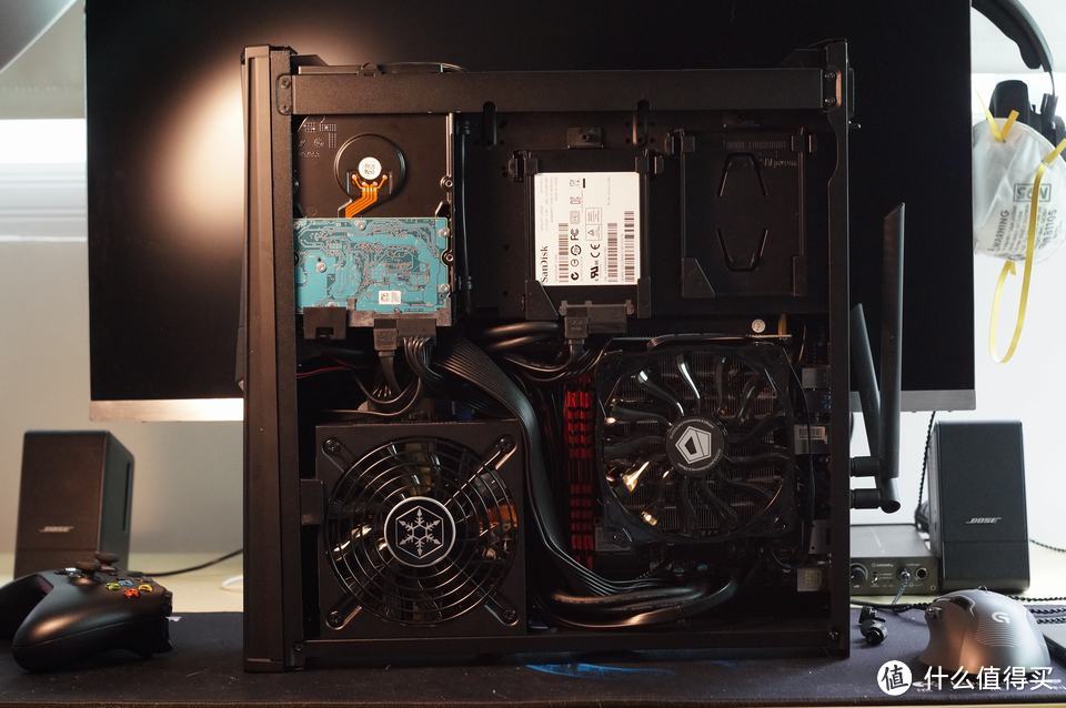 略有遗憾的 ITX 小机箱——银欣rvz02