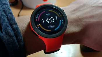 信仰之路 篇二：#本站首晒# Android Wear运动新篇章：美版 MOTO 360 Sport 运动版 深入体验 