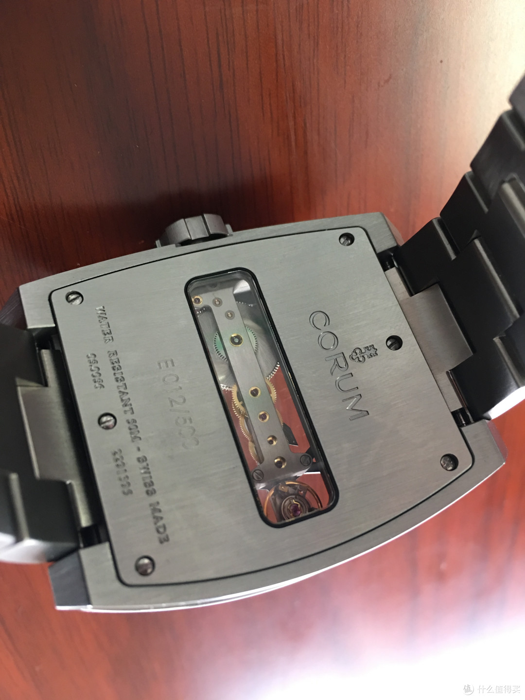 #本站首晒# 念念不忘,必有回响 — Corum 昆仑 动显钛桥表 开箱