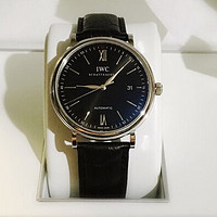 平凡又简单的 IWC 男士手表