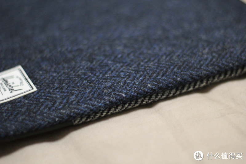 #本站首晒＃“很保暖”的手拿包：Herschel x Harris Tweed