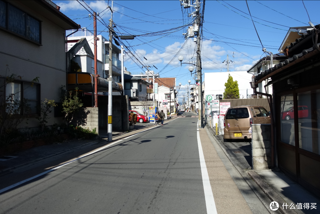 典型的日本马路，干净，安静。