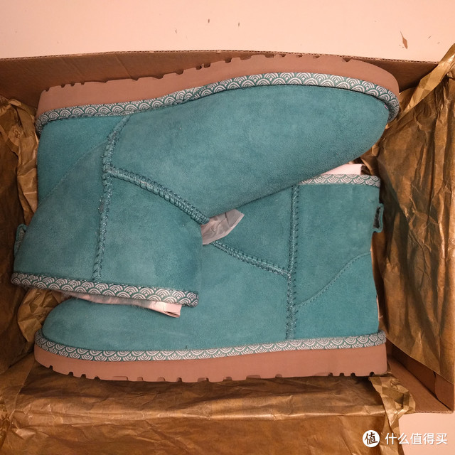 UGG classic mini，新年添新鞋