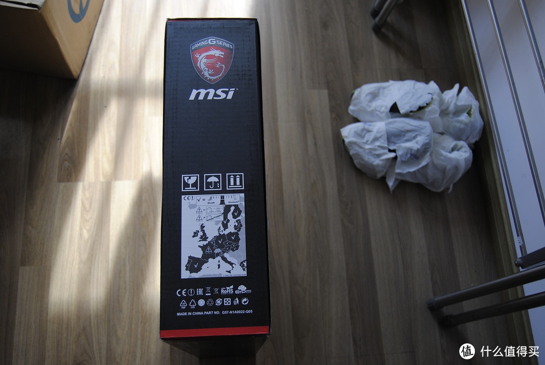 尾牙奖品:微星 GT80 TITAN SLI *级游戏本开箱