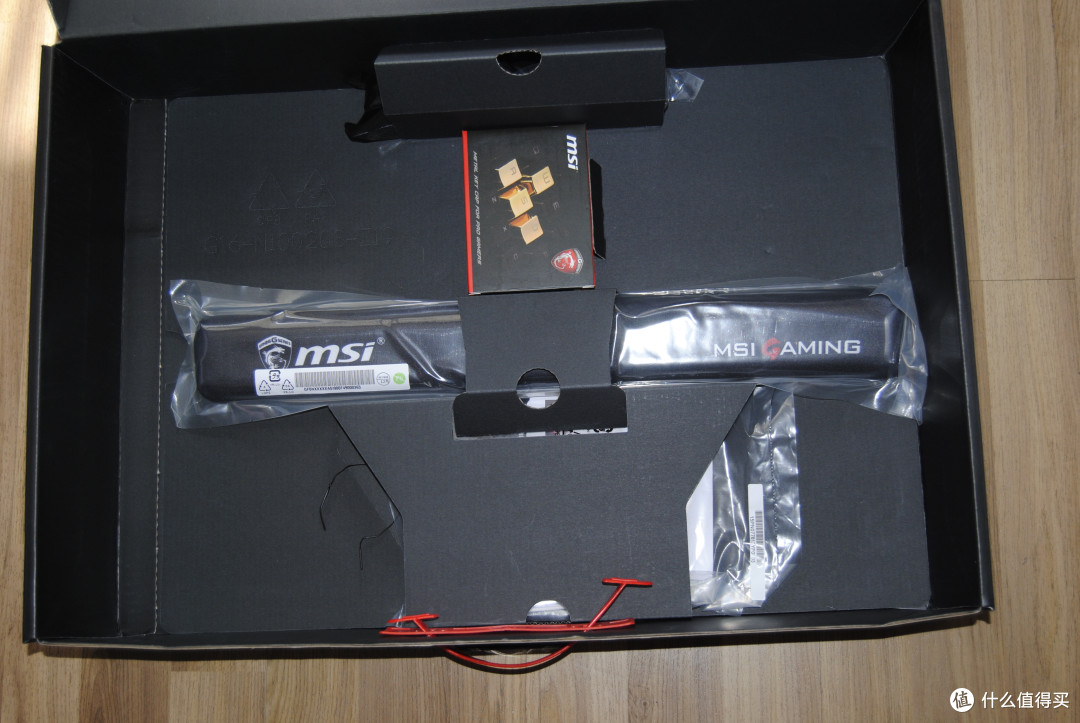 尾牙奖品:微星 GT80 TITAN SLI *级游戏本开箱