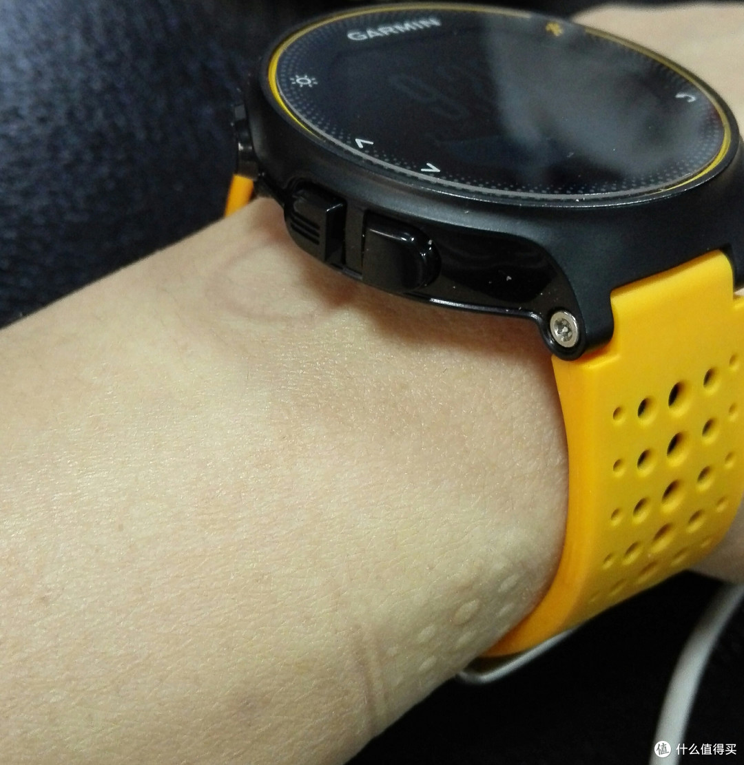 写在佳明235国行发布之前:Garmin 佳明 Forerunner® 235 繁体版评测