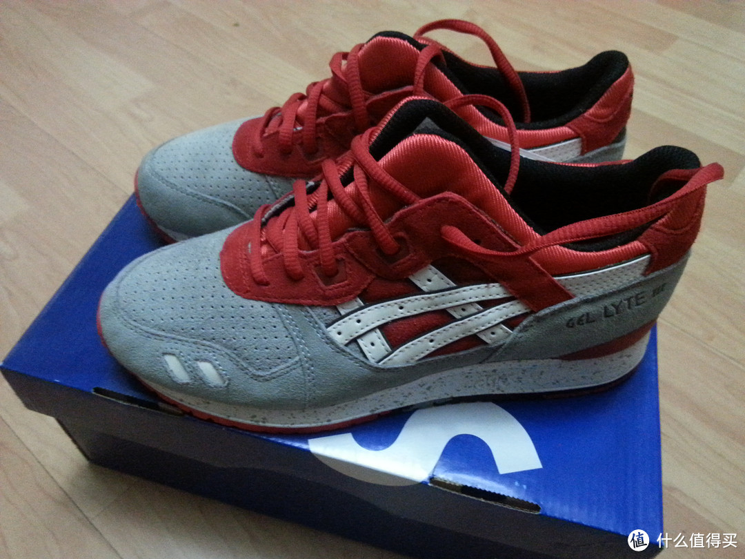 一坨硬屎——ASICS GEL-LYTE Ⅲ【鹤】（H513L1301）开箱